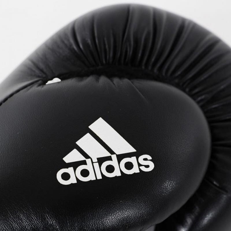 ../../aimeos/1.d/files/adidas-speed-100-boxing-gloves-black-white363544.jpeg