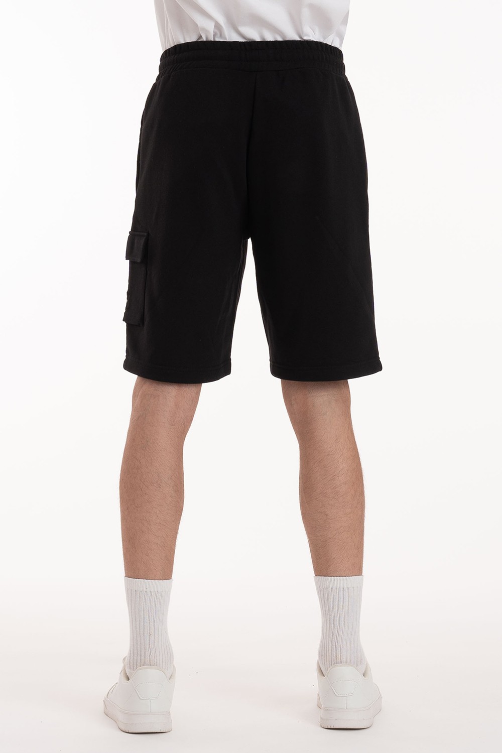 ../../aimeos/1.d/files/andriki-bermouda-magnetic-north-men-s-cargo-fleece-shorts-black-22013322993.jpeg