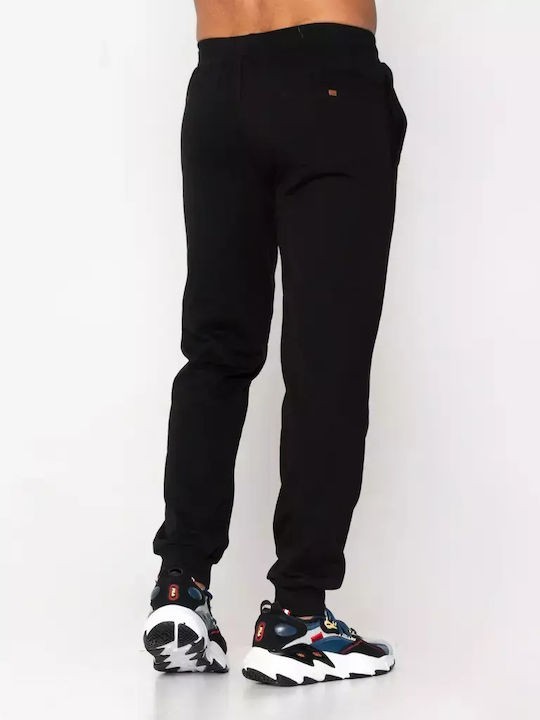 ../../aimeos/1.d/files/andriko-panteloni-formas-fila-men-harrison-pant-apjc0014-black363954.jpeg
