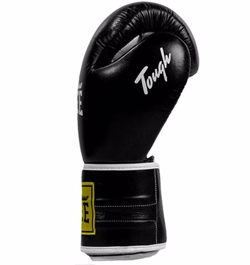 ../../aimeos/1.d/files/benlee-gantia-muay-thai-tough-black275882.jpeg