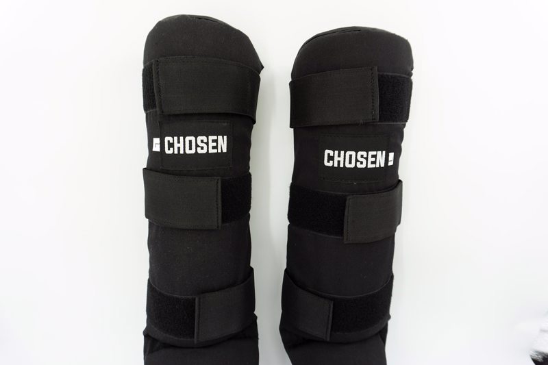 ../../aimeos/1.d/files/chosen-epikalamides-shinpad-black269122.jpeg