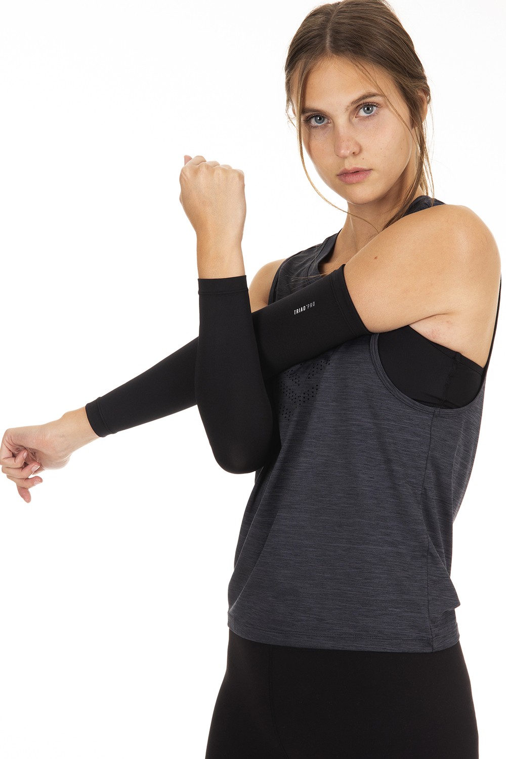 ../../aimeos/1.d/files/compression-arm-sleeves-magnetic-north-50008-black302675.jpeg