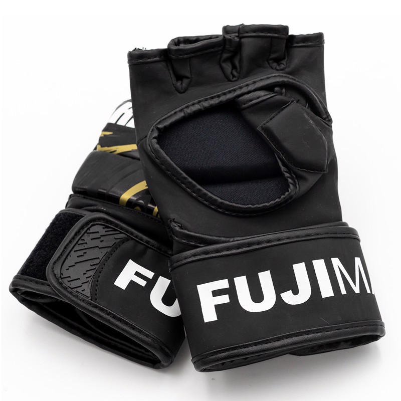 ../../aimeos/1.d/files/fujimae-radikal-3-0-mma-gloves-black-gold263542.jpeg
