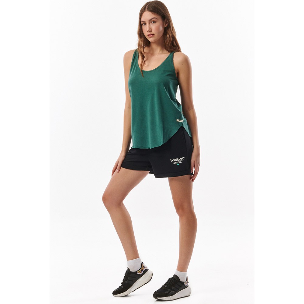 ../../aimeos/1.d/files/ginaikia-amaniki-mplouza-body-action-women-s-natural-dye-tank-top-041315-07-green344265.jpeg