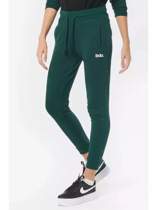 ../../aimeos/1.d/files/ginaikio-panteloni-formas-body-action-women-slim-fit-joggers-021238-07b-dark-green331192.jpeg
