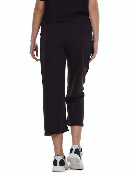 ../../aimeos/1.d/files/ginaikio-panteloni-formas-body-action-women-wide-leg-cropped-joggers-021137-01325293.jpeg