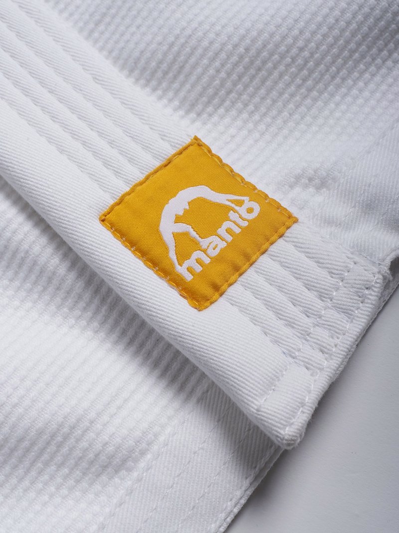 ../../aimeos/1.d/files/manto-base-2-bjj-gi-white273798.jpeg