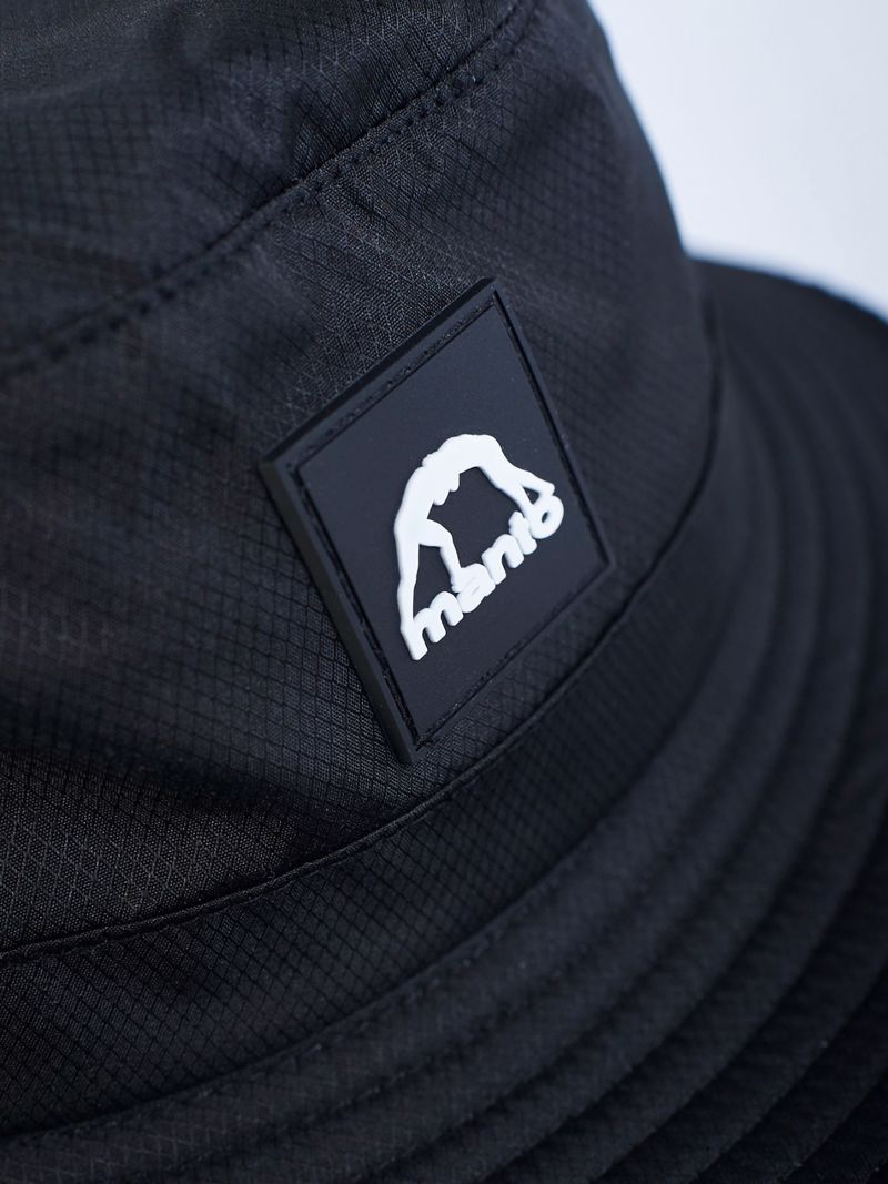 ../../aimeos/1.d/files/manto-bucket-hat-label-23268164.jpeg
