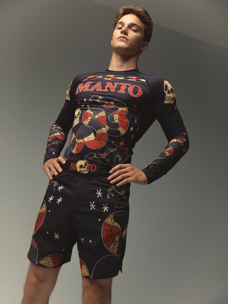 ../../aimeos/1.d/files/manto-coral-rashguard-black269463.jpeg