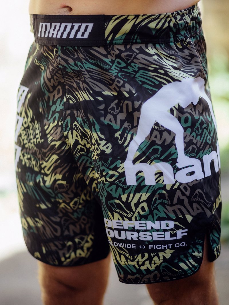 ../../aimeos/1.d/files/manto-distort-fight-shorts-camo273563.jpeg