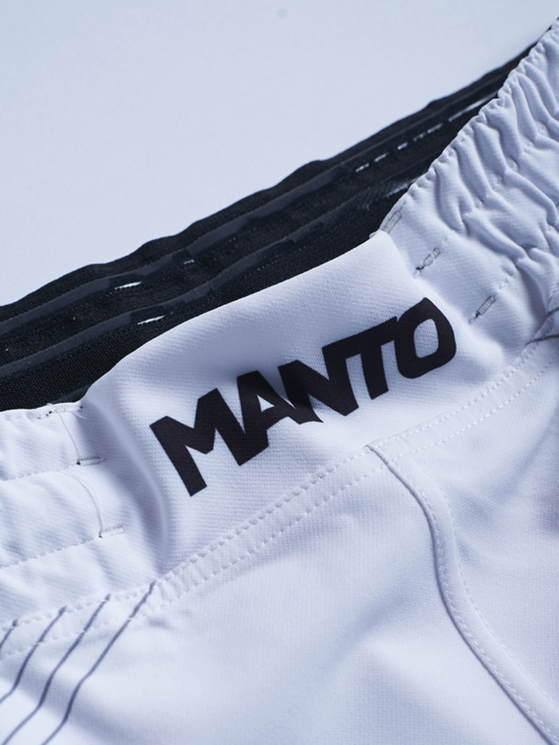 ../../aimeos/1.d/files/manto-flow-fight-shorts-white266913.jpeg