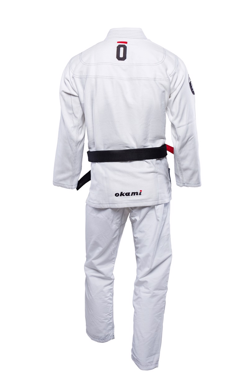 ../../aimeos/1.d/files/okami-competition-bjj-gi-white268953.jpeg
