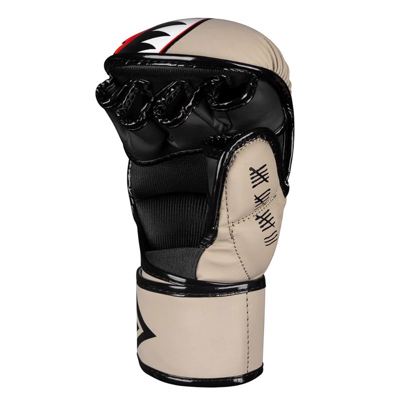 ../../aimeos/1.d/files/phantom-mma-sparring-gloves-fight-squad-sand266433.jpeg