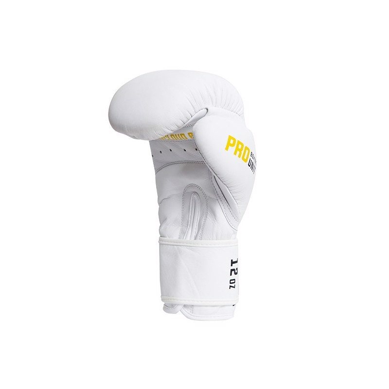 ../../aimeos/1.d/files/stormcloud-pro-boxing-gloves-white268604.jpeg