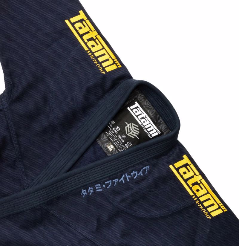 ../../aimeos/1.d/files/tatami-black-label-estilo-bjj-gi-navy-gold261484.jpeg